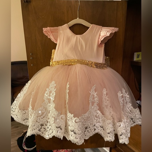 6-12 month girl’s formal dress - Picture 2 of 12